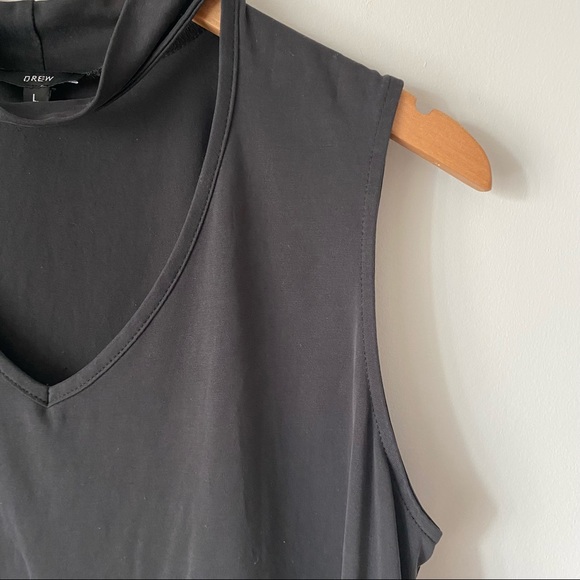 Drew women’s sleeveless black keyhole mock neck tank blouse size Large - Picture 2 of 10